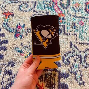 NWOT✨ Wincraft Pittsburgh Penguins Slim Can Koozie 🐧